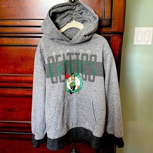 Boston Celtics Hoodie. Worn twice. Official NBA merch. Boys Size 8.